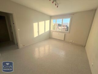  Appartement à louer 2 pièces 43 m²