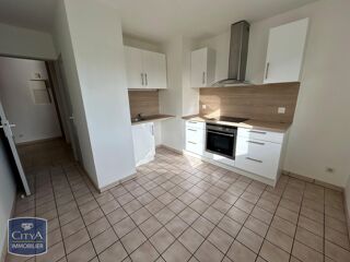  Appartement à louer 3 pièces 66 m²