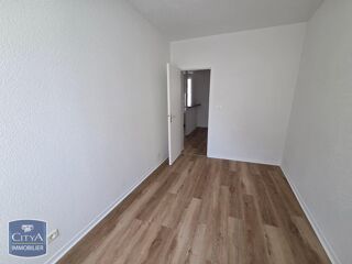  Appartement à louer 2 pièces 32 m²