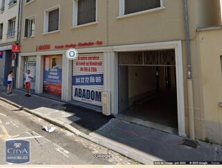  Parking / Garage � louer 