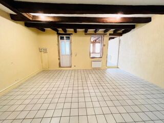  Appartement à louer 3 pièces 83 m²