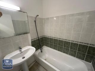  Appartement à louer 3 pièces 51 m²