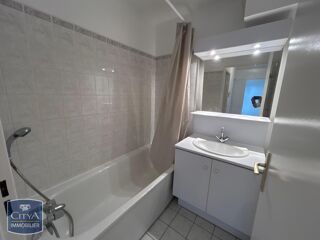 Appartement à louer 2 pièces 45 m²
