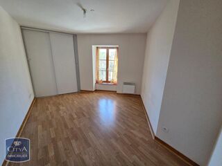  Appartement à louer 3 pièces 70 m²