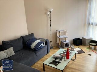  Appartement à louer 4 pièces 87 m²