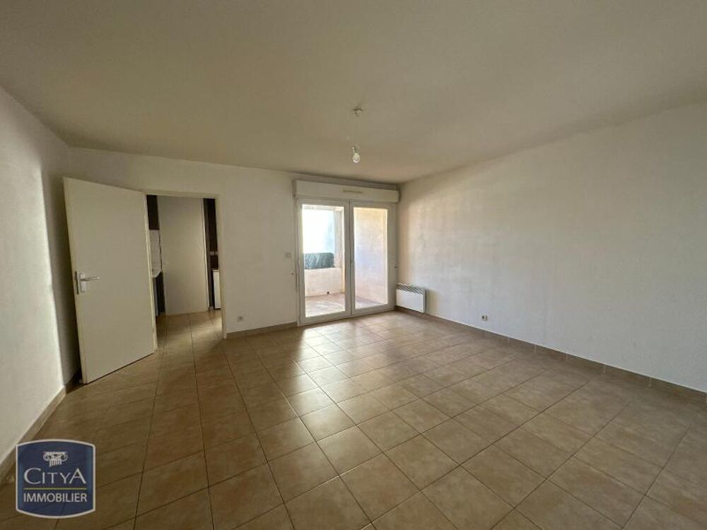 location Appartement - 2 pièce(s) - 52 m² Milhaud (30540)