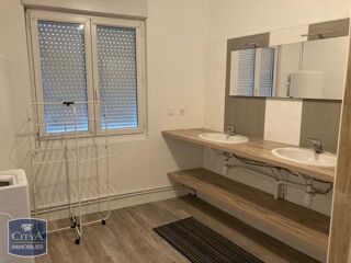  Appartement � louer 4 pi�ces 77 m�