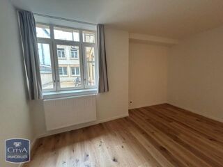  Appartement à louer 1 pièce 28 m²