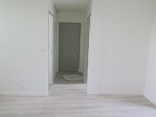  Appartement à louer 2 pièces 45 m²