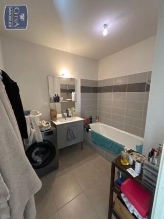  Appartement à louer 2 pièces 45 m²