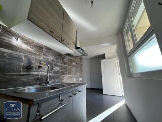  Appartement à louer 3 pièces 63 m²