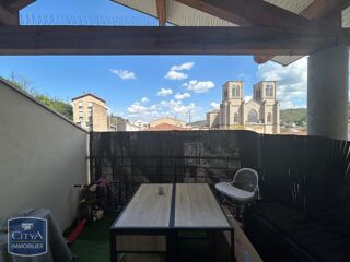  Appartement à louer 3 pièces 83 m²