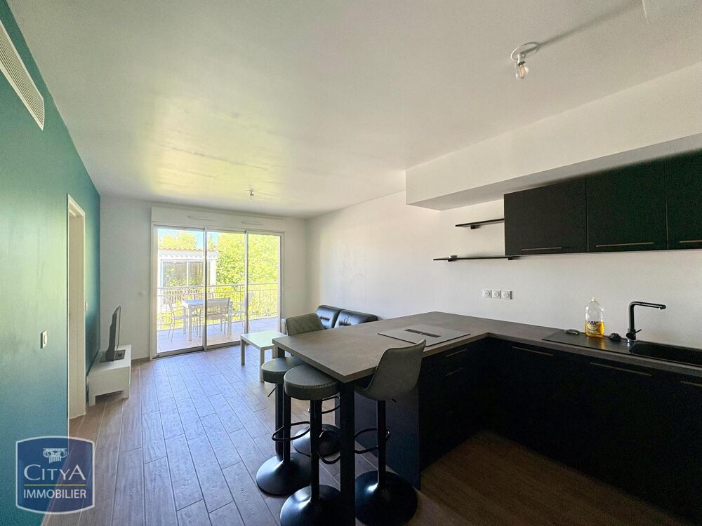 À louer : Appartement T2 à Aix-en-Provence, situé dans u....