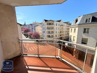  Appartement à louer 5 pièces 118 m²