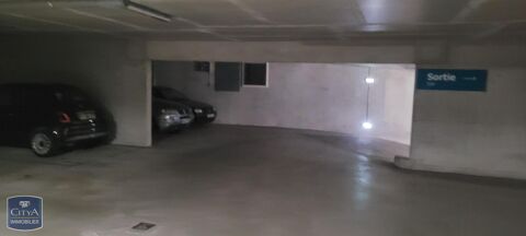  Parking / Garage � louer 