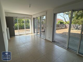  Maison à louer 5 pièces 97 m²