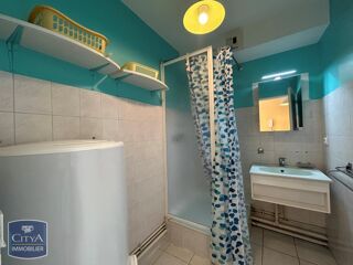  Appartement à louer 1 pièce 28 m²