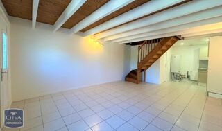 location Appartement - 2 pièce(s) - 63 m² Montagne (33570)