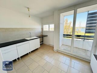  Appartement � louer 4 pi�ces 84 m�