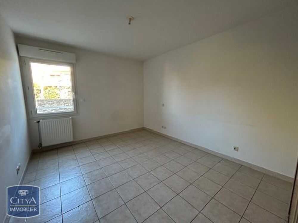 À LOUER : Appartement T4 à Salon de Provence + GARAGE Dé....
