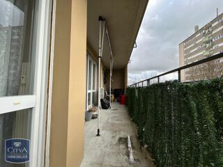  Appartement � louer 3 pi�ces 77 m�