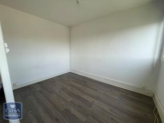  Appartement à louer 4 pièces 70 m²