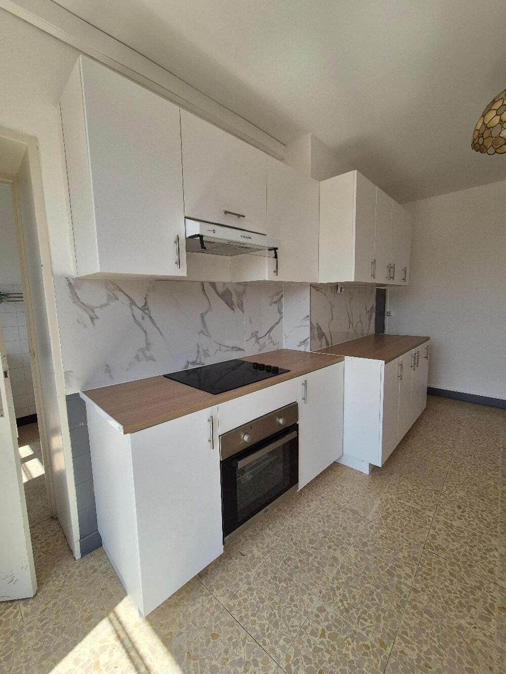 location Appartement - 4 pièce(s) - 165 m² Pont-de-Vaux (01190)