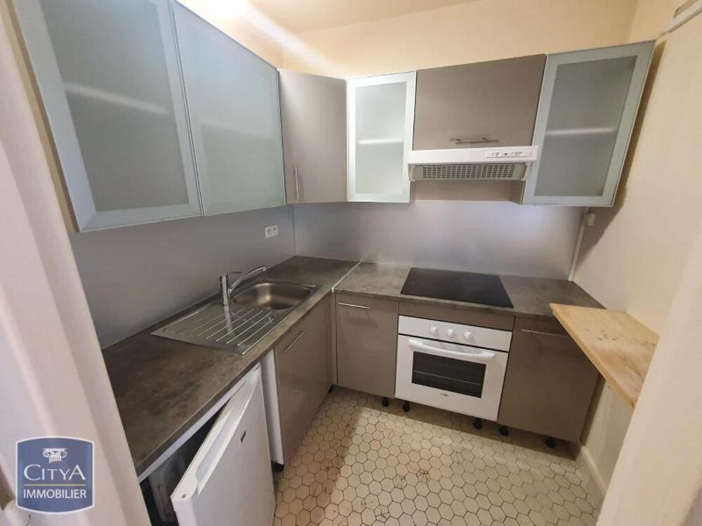 location Appartement - 1 pièce(s) - 38 m² Paris 19