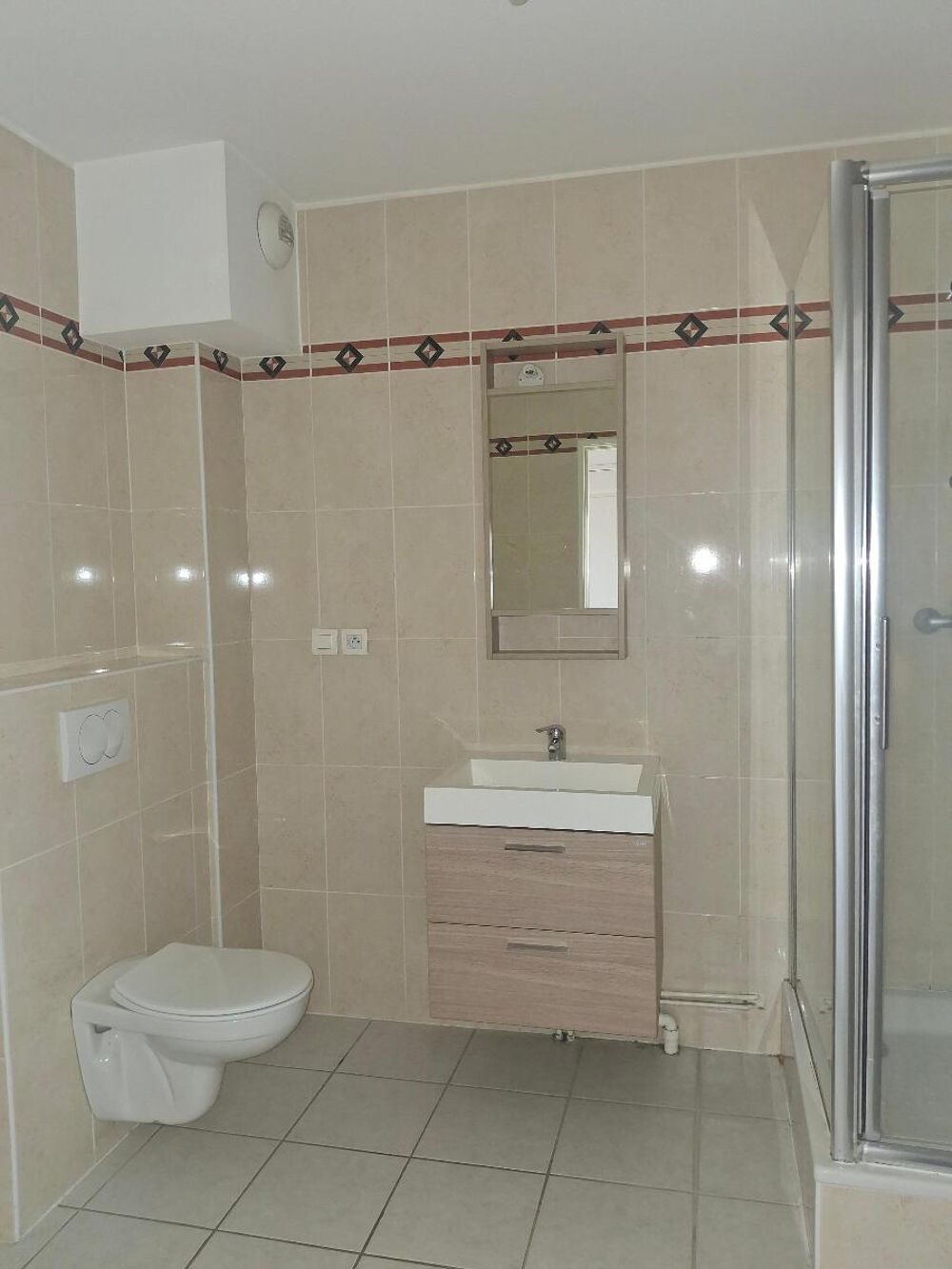 location Appartement - 2 pièce(s) - 61 m² Villars (42390)