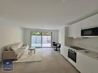 Appartement à louer 2 pièces 45 m²