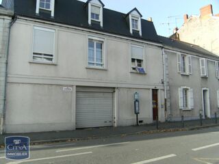  Parking / Garage à louer 