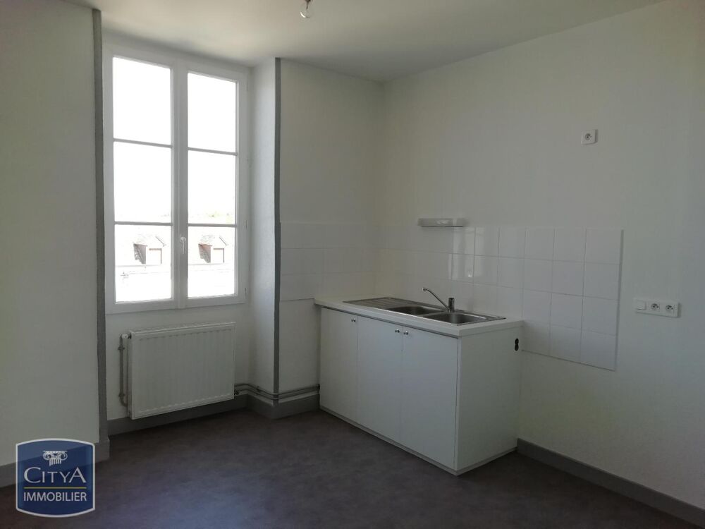 location Appartement - 2 pièce(s) - 63 m² Le Blanc (36300)