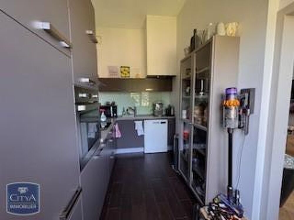 *TOURS CENTRE-VILLE - APPARTEMENT T3 MEUBLE 65 m²* Décou....