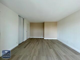  Appartement à louer 3 pièces 66 m²