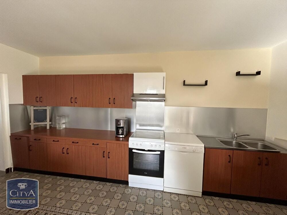 location Maison - 5 pièce(s) - 146 m² Quelaines-Saint-Gault (53360)