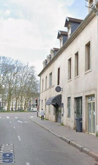  Appartement à louer 3 pièces 78 m²