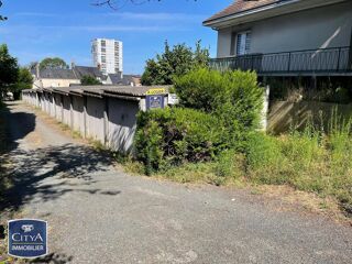  Parking / Garage � louer 