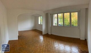  Appartement à louer 3 pièces 83 m²
