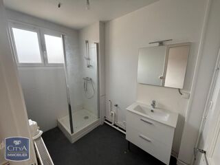  Appartement à louer 2 pièces 46 m²