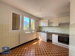  Appartement à louer 3 pièces 70 m²