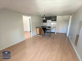  Appartement à louer 2 pièces 30 m²