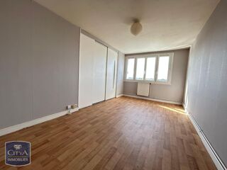  Appartement à louer 2 pièces 44 m²