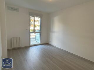  Appartement à louer 2 pièces 43 m²