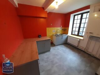  Appartement à louer 4 pièces 102 m²