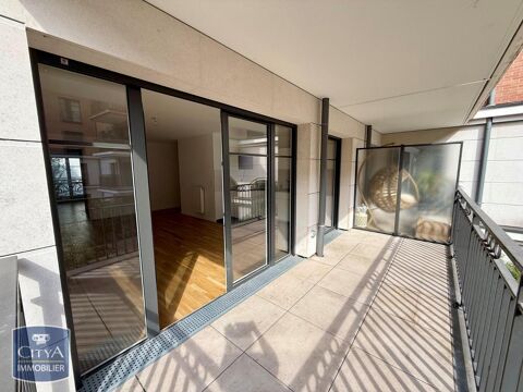   Location Appartement Appartement - 4 pièce(s) - 82 m²