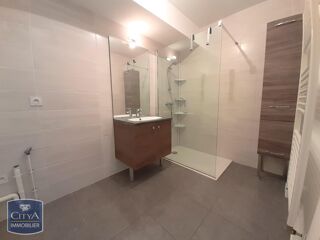  Appartement à louer 3 pièces 63 m²