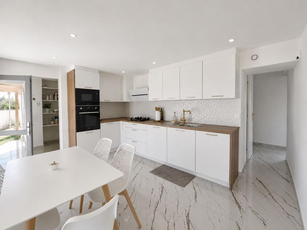 vente Maison - 6 pièce(s) - 176 m² Pusignan (69330)