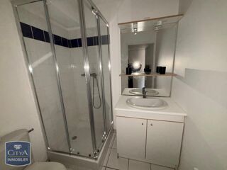  Appartement à louer 1 pièce 30 m²