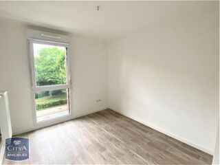  Appartement à louer 3 pièces 60 m²