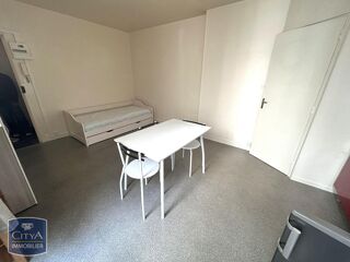  Appartement à louer 1 pièce 21 m²
